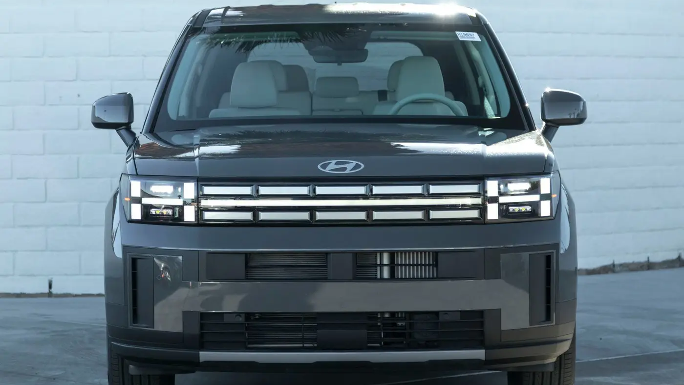 2026 Hyundai SANTA FE Hybrid SE