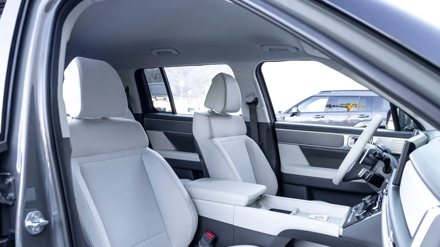 2026 Hyundai SANTA FE Hybrid SE