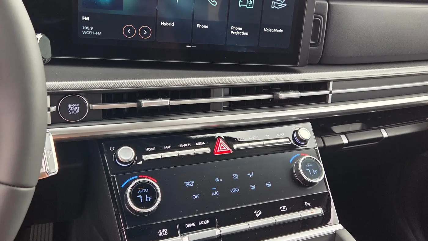 2026 Hyundai SANTA FE Hybrid SE