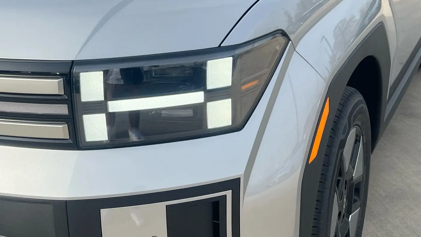 2026 Hyundai SANTA FE Hybrid SE