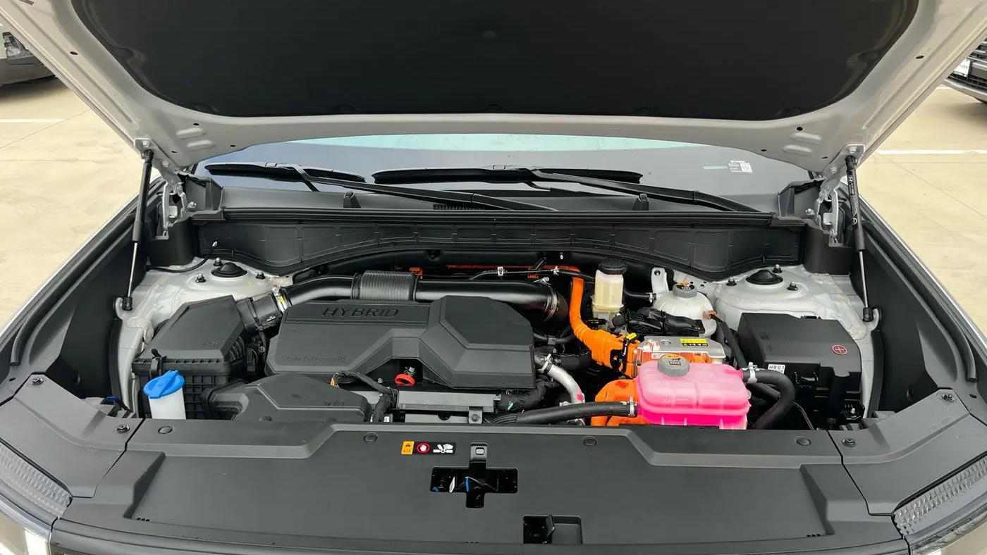 2026 Hyundai SANTA FE Hybrid SE