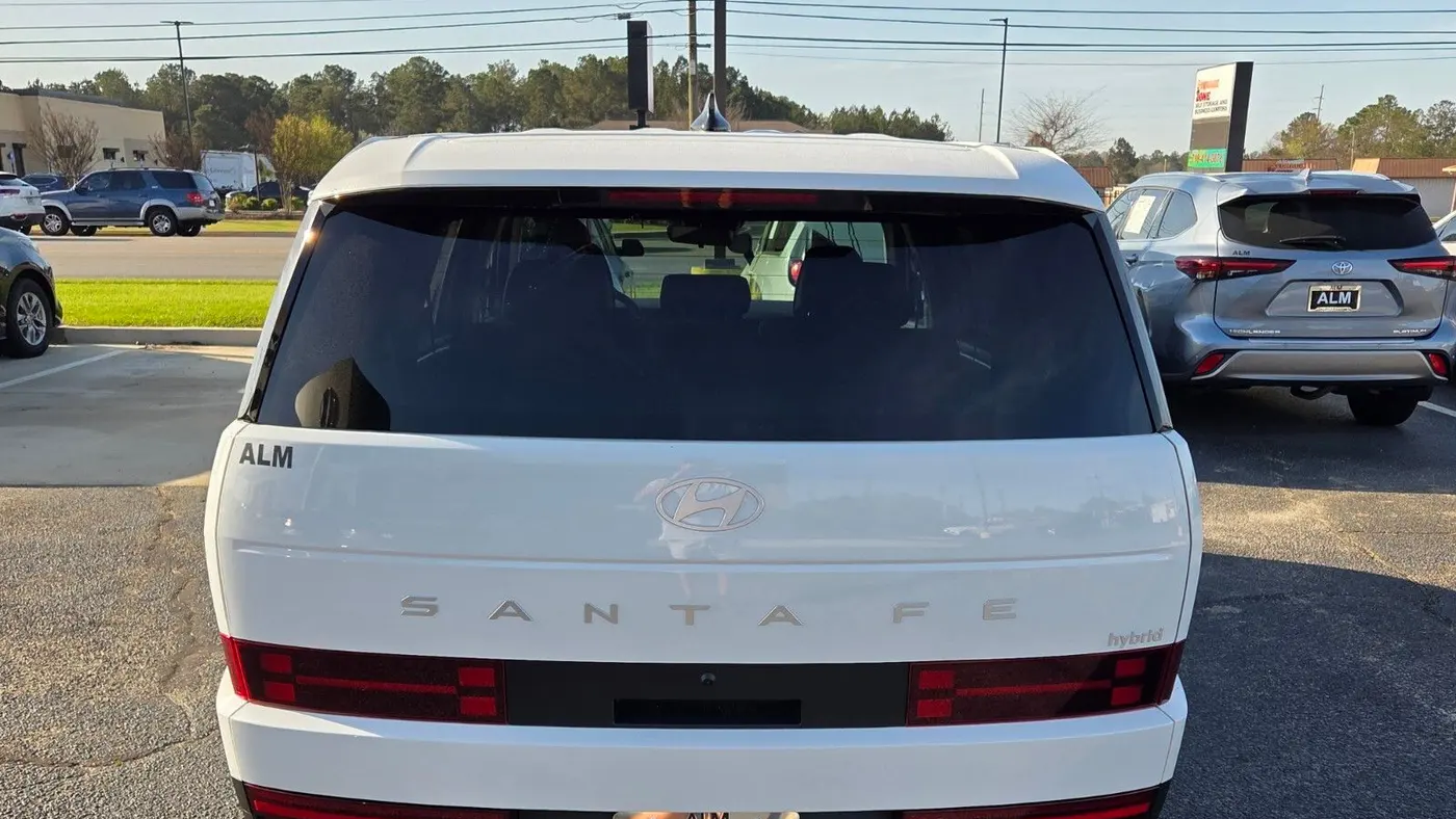 2026 Hyundai SANTA FE Hybrid SE