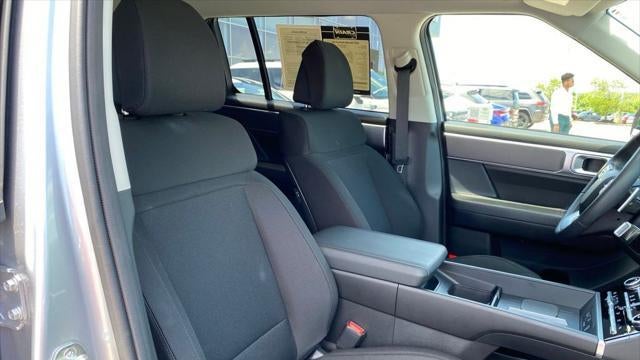 2025 Hyundai SANTA FE SE