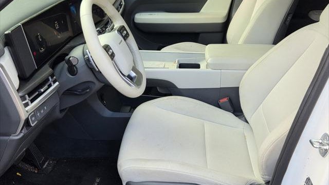 2024 Hyundai SANTA FE SE