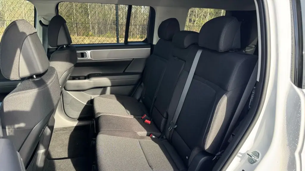 2026 Hyundai SANTA FE SE