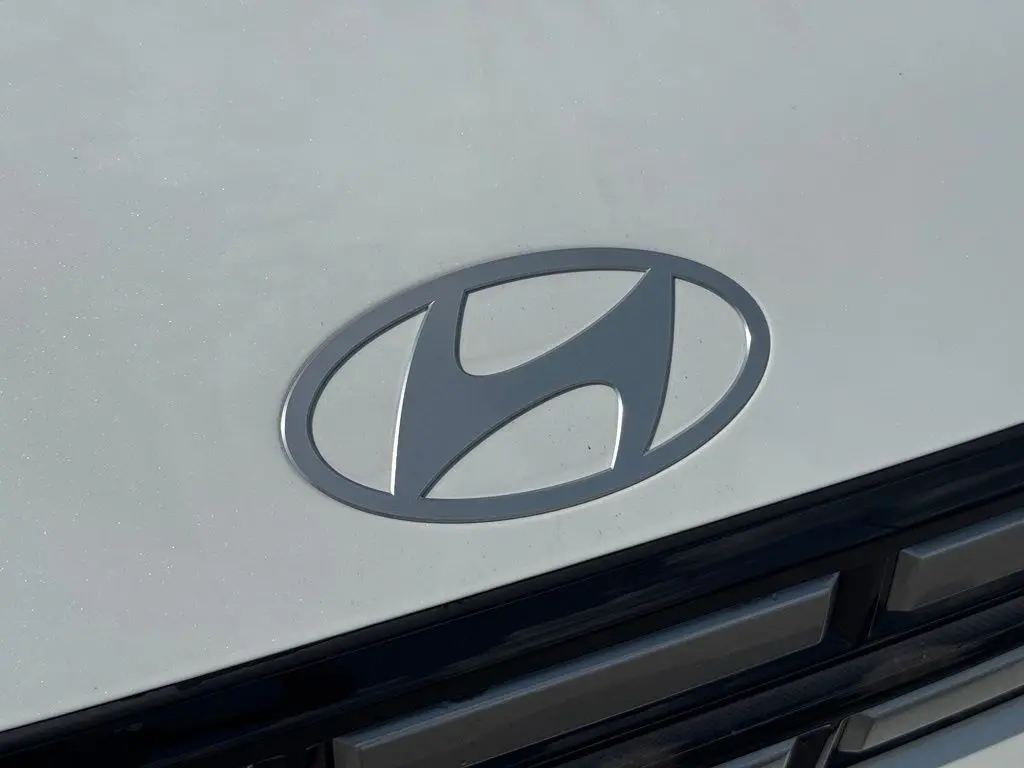 2027 Hyundai Santa Fe - $37,156