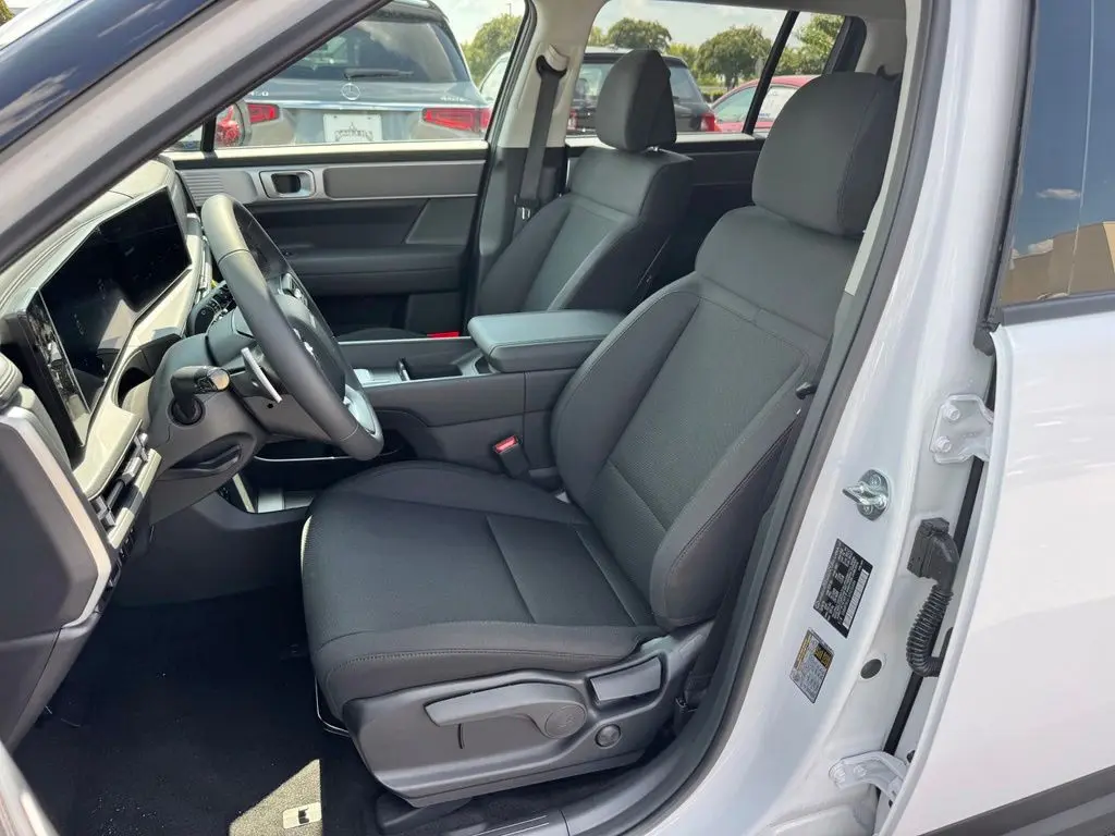 2027 Hyundai Santa Fe - $37,156