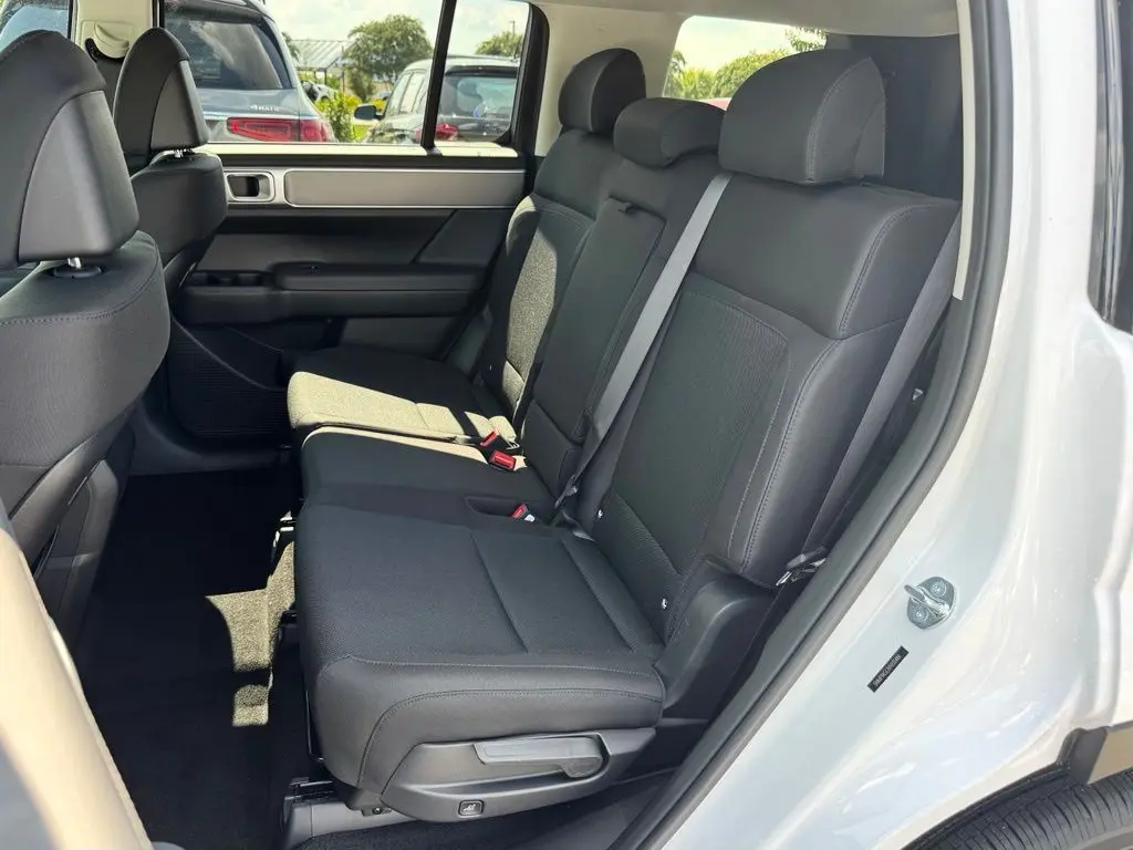 2027 Hyundai Santa Fe - $37,156
