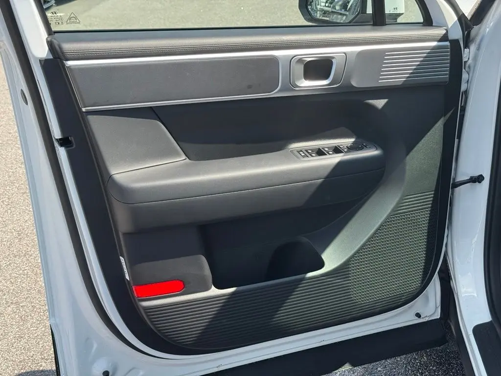 2027 Hyundai Santa Fe - $37,156