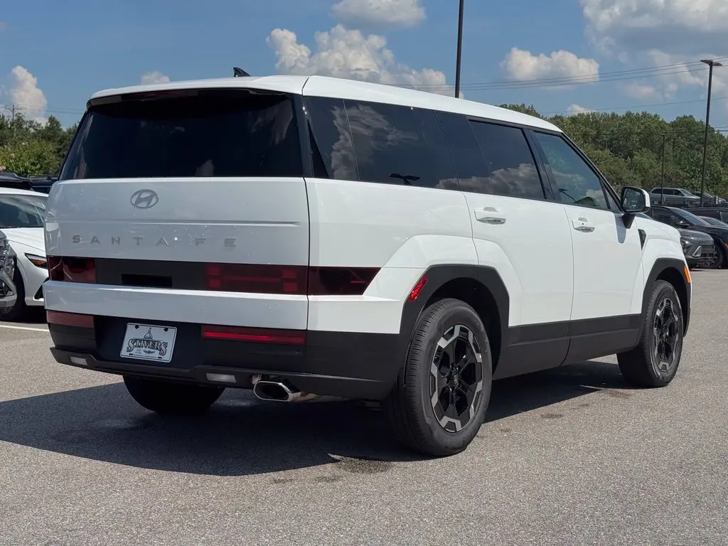 2027 Hyundai Santa Fe - $37,156