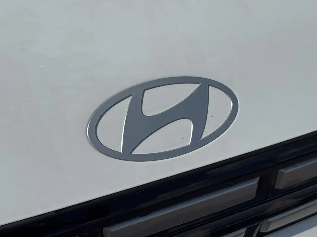 2027 Hyundai Santa Fe - $37,156