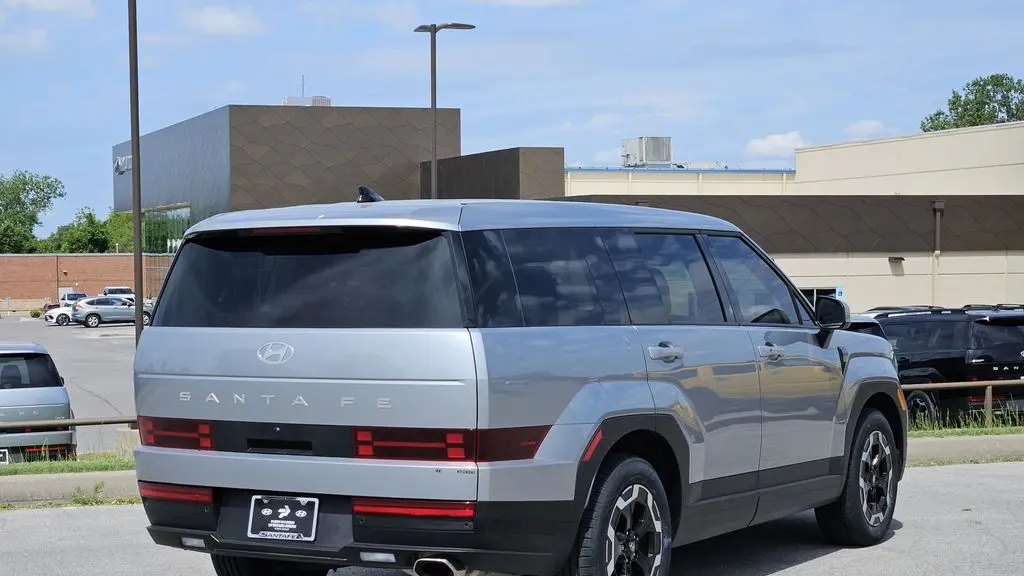 2024 Hyundai SANTA FE SE