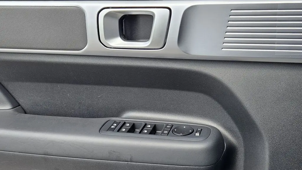 2024 Hyundai SANTA FE SE