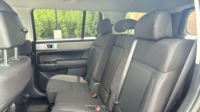2025 Hyundai SANTA FE SE