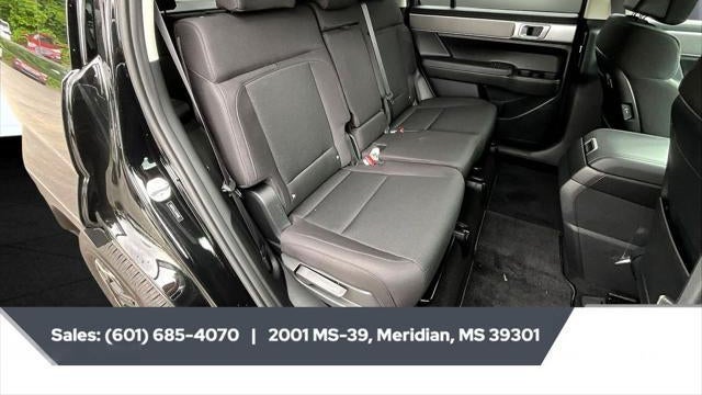 2025 Hyundai SANTA FE SE