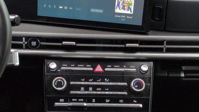 2025 Hyundai SANTA FE SE