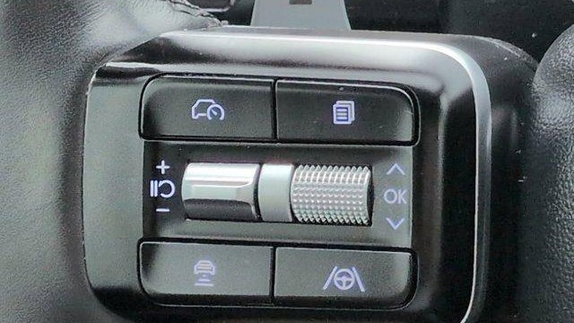 2025 Hyundai SANTA FE SE