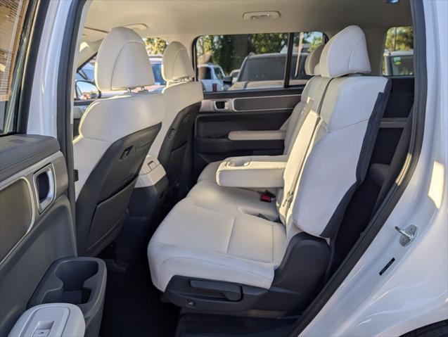 2025 Hyundai Santa Fe - $29,900