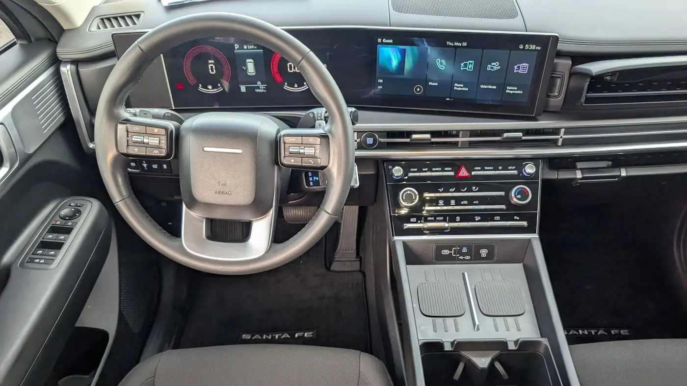 2025 Hyundai SANTA FE SE