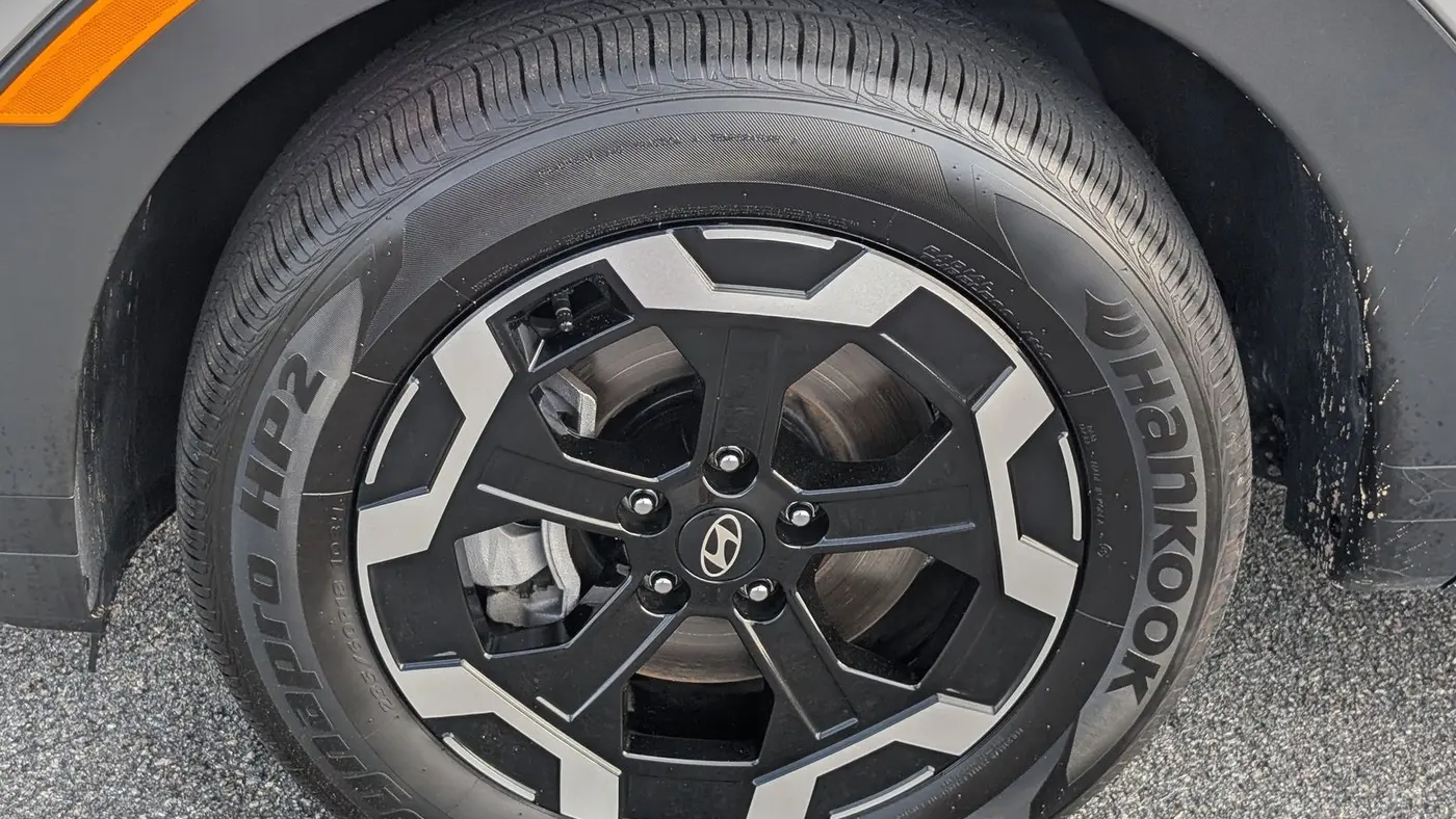 2025 Hyundai SANTA FE SE