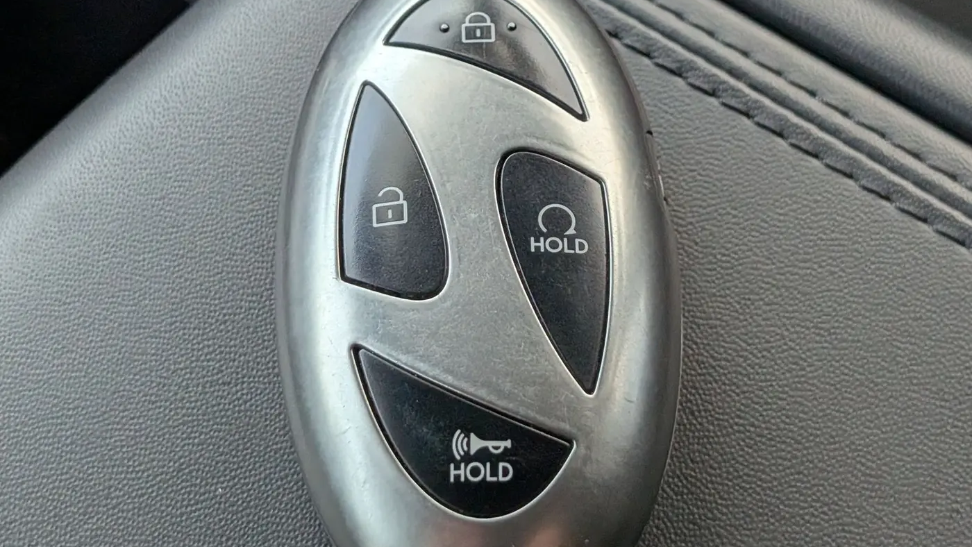 2025 Hyundai SANTA FE SE