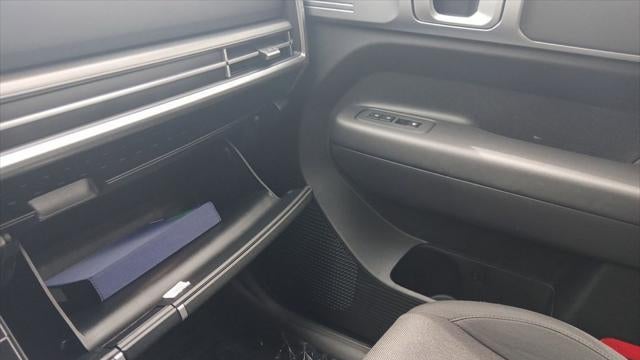 2025 Hyundai SANTA FE SE