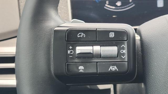 2025 Hyundai SANTA FE SE