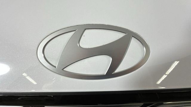 2025 Hyundai SANTA FE SE