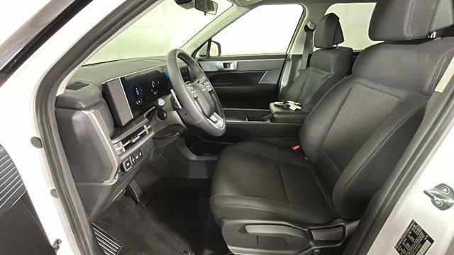 2025 Hyundai SANTA FE SE