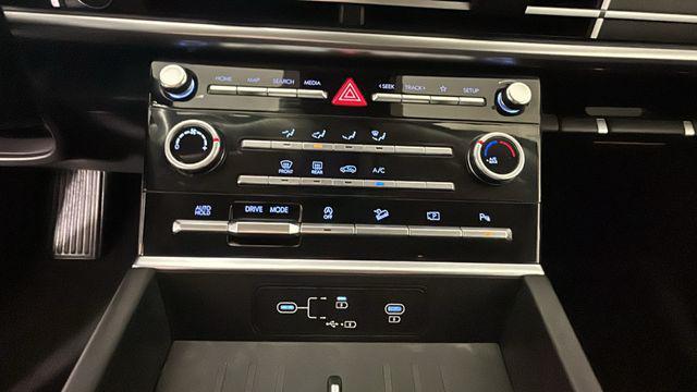 2025 Hyundai SANTA FE SE