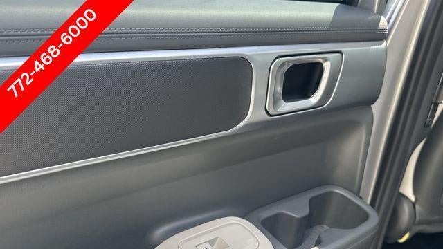 2025 Hyundai SANTA FE SE