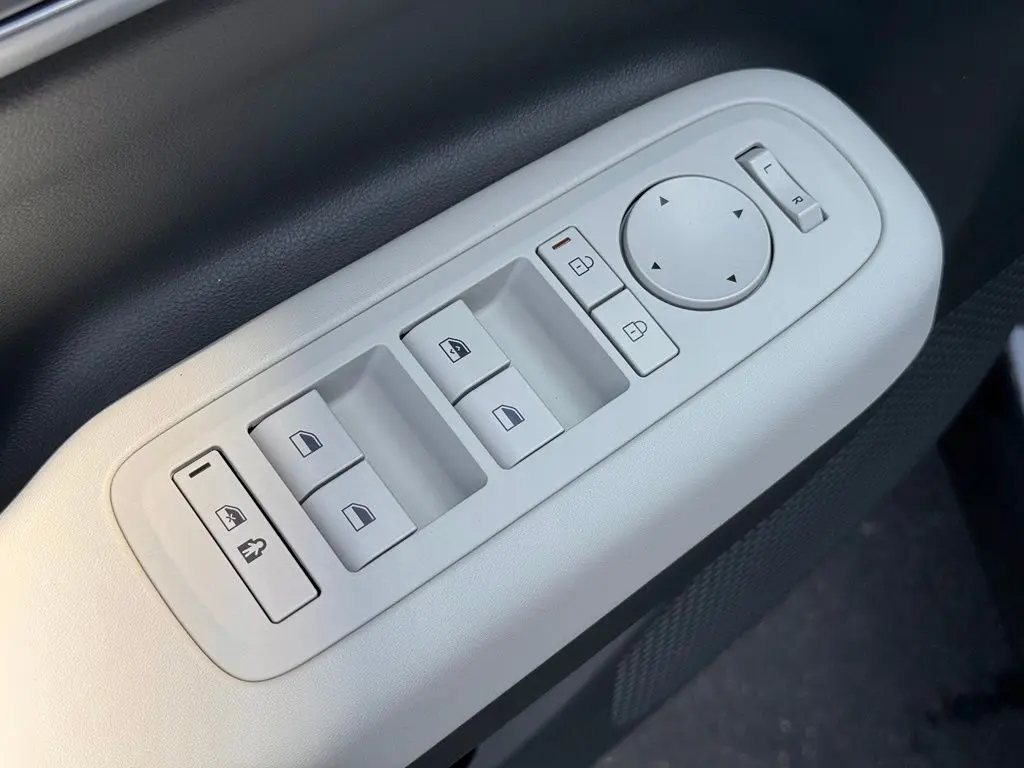 2026 Hyundai Santa Fe - $33,328