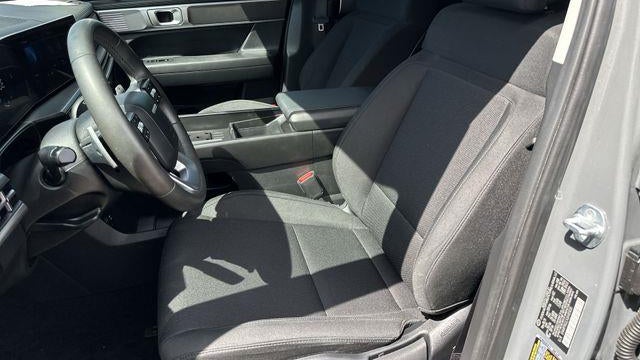 2025 Hyundai SANTA FE SE