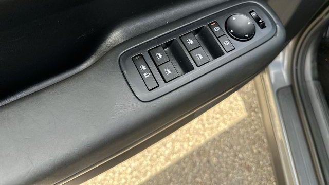 2025 Hyundai SANTA FE SE