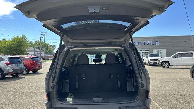 2025 Hyundai SANTA FE SE