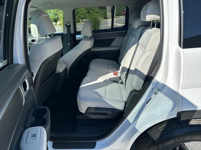 2026 Hyundai Santa Fe - $35,298