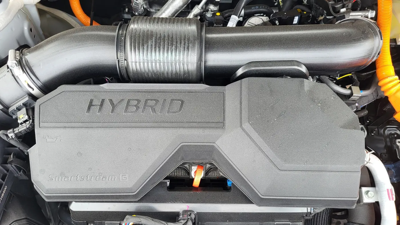 2026 Hyundai SANTA FE Hybrid SE