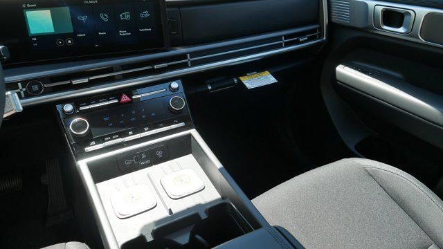2026 Hyundai SANTA FE Hybrid SE