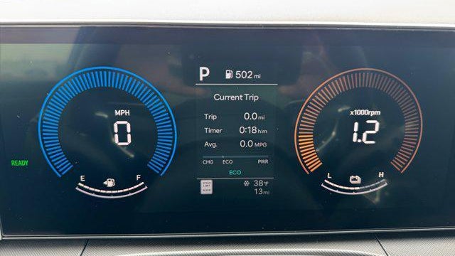 2026 Hyundai SANTA FE Hybrid SE