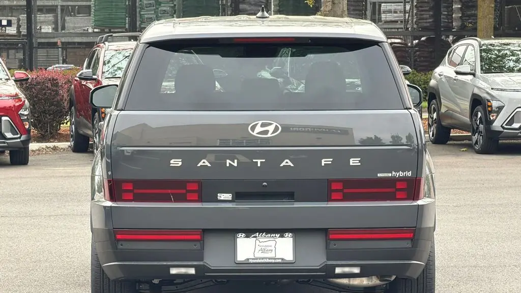 2026 Hyundai SANTA FE Hybrid SE