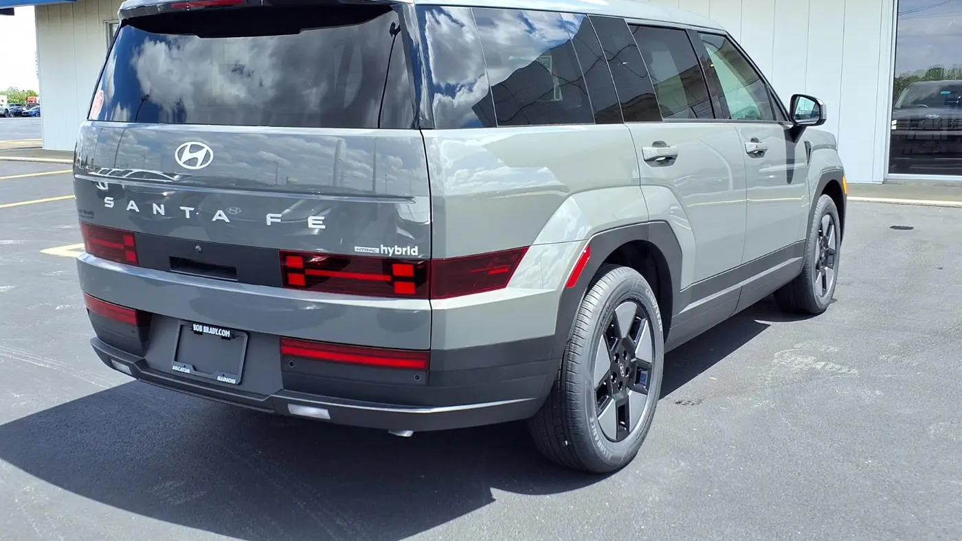 2026 Hyundai SANTA FE Hybrid SE