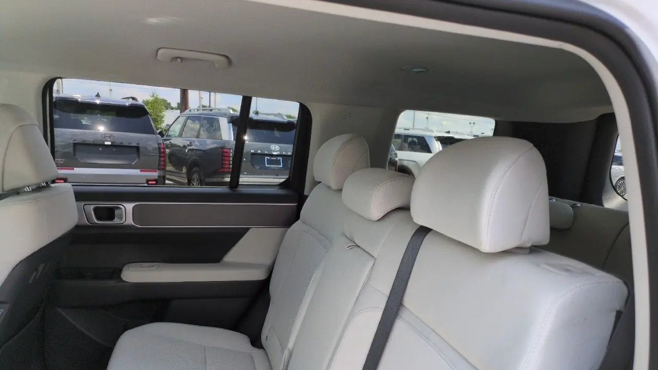 2026 Hyundai SANTA FE Hybrid SE