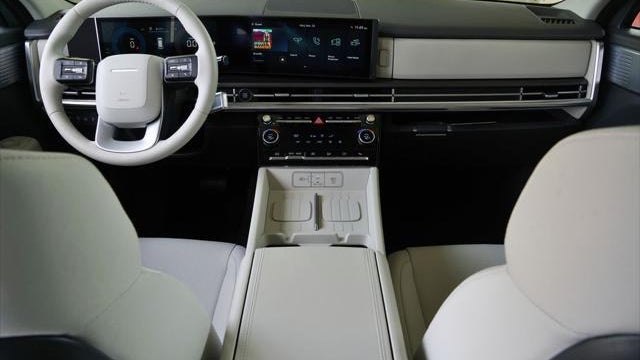 2026 Hyundai SANTA FE Hybrid SE