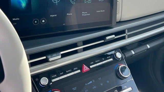 2026 Hyundai SANTA FE Hybrid SE