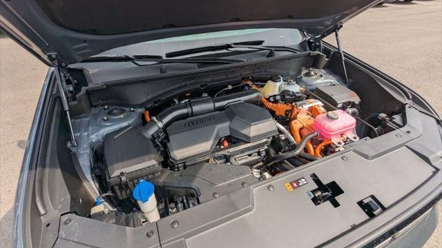 2026 Hyundai SANTA FE Hybrid SE