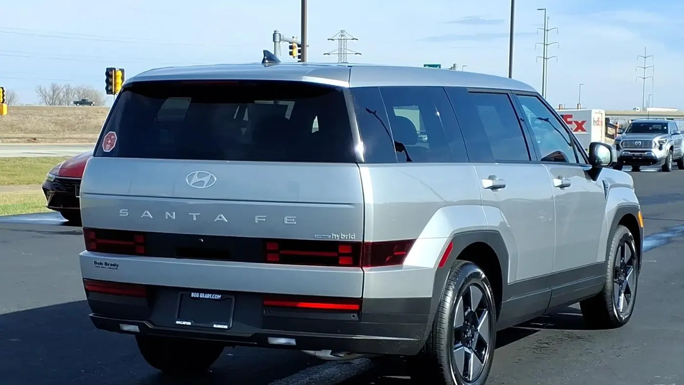2026 Hyundai SANTA FE Hybrid SE