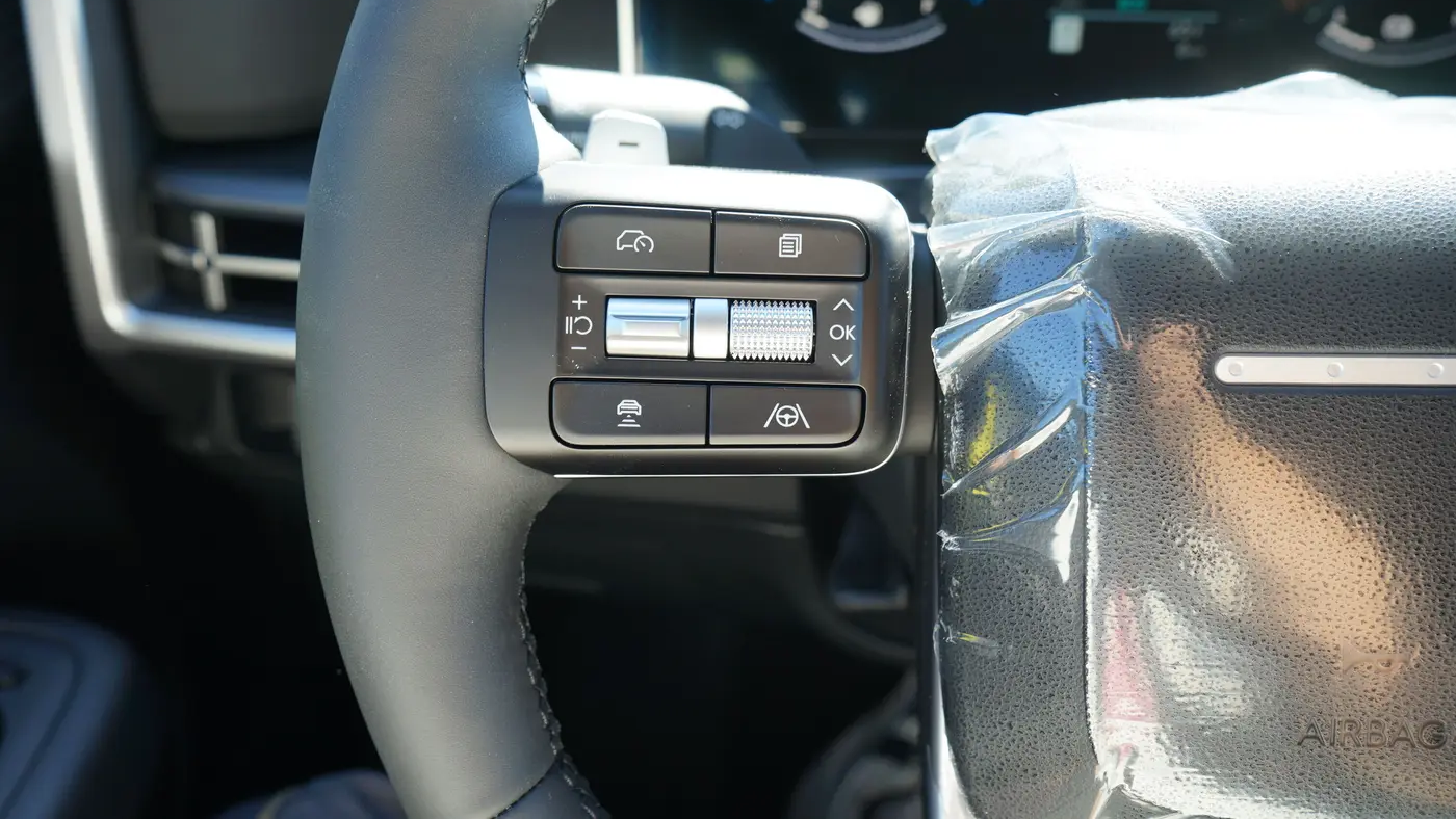 2026 Hyundai SANTA FE Hybrid SE