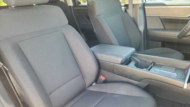 2025 Hyundai SANTA FE SE