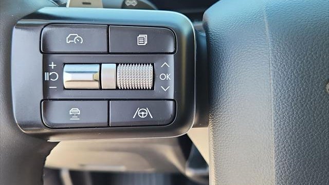 2025 Hyundai SANTA FE SE