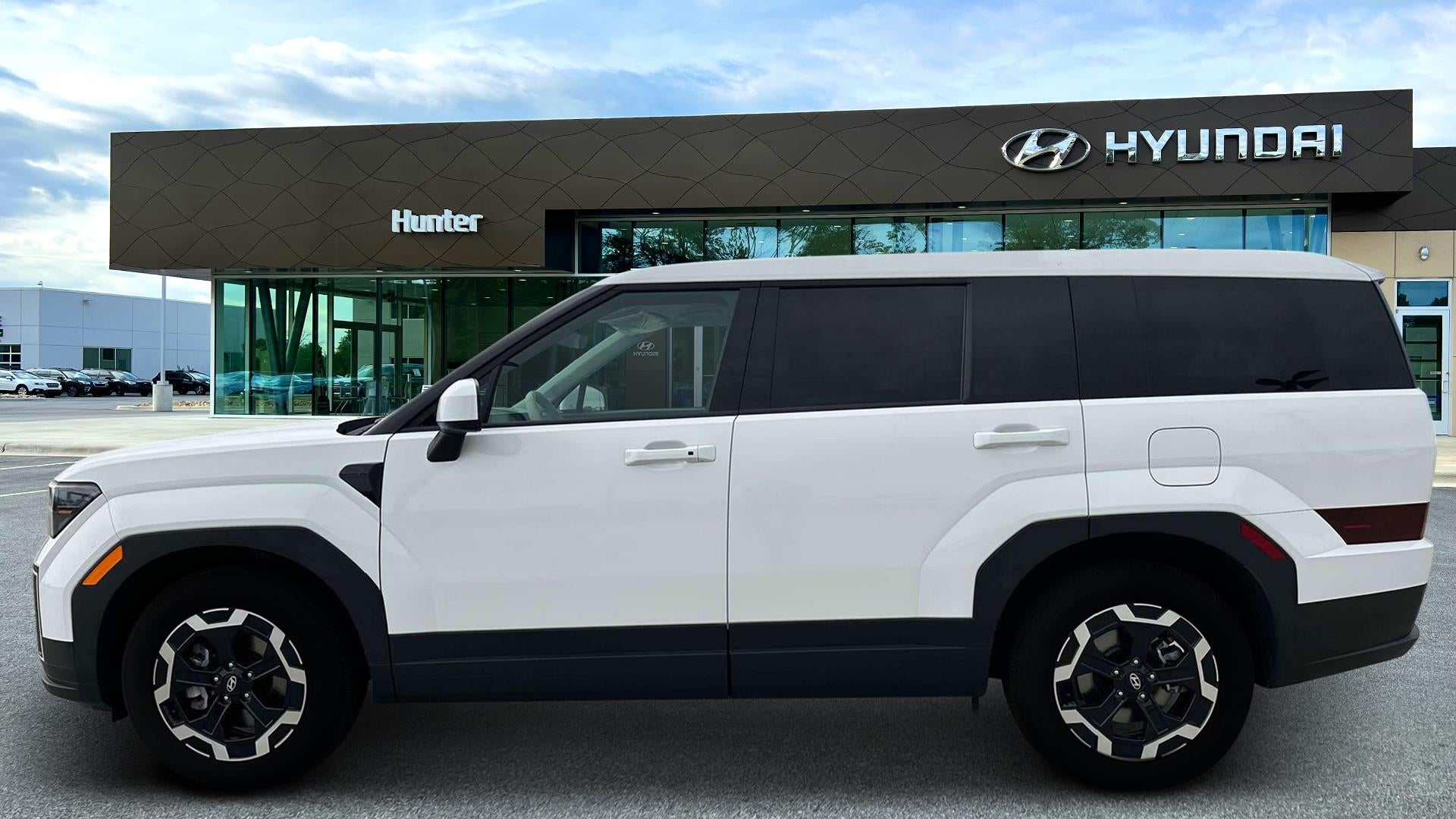 2025 Hyundai SANTA FE SE